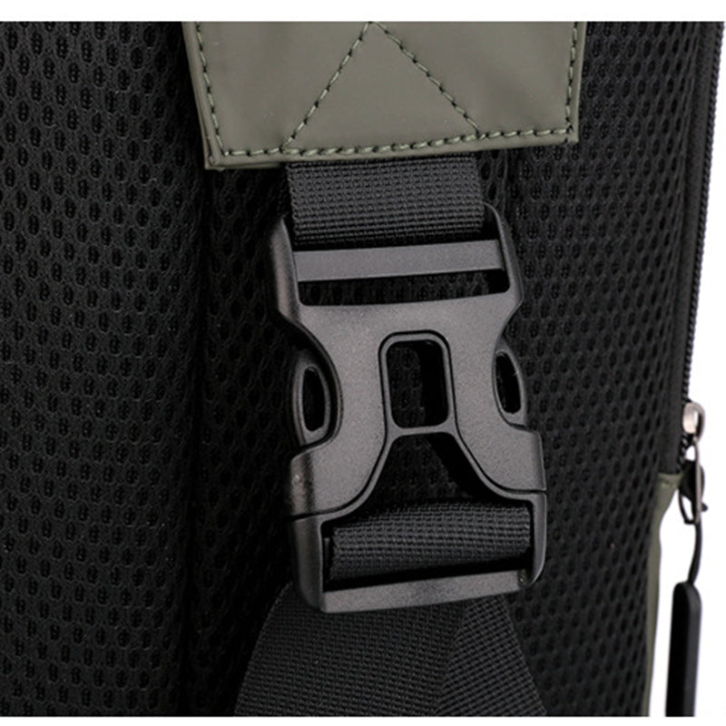 Multifunktionell axelväska för herr – Crossbody & bröstväska